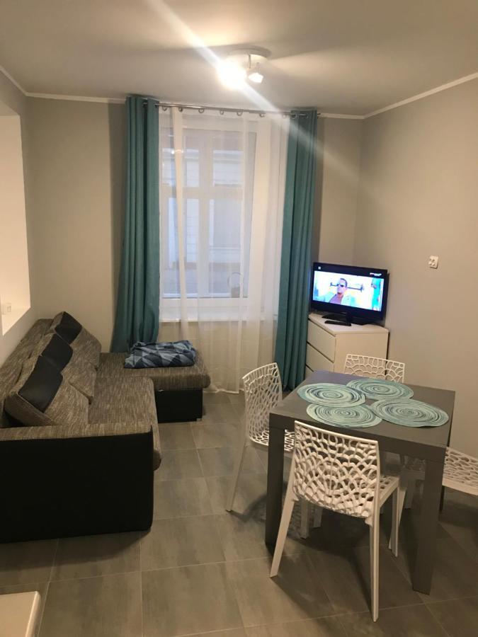 Apartament C18 옐레니아구라 외부 사진